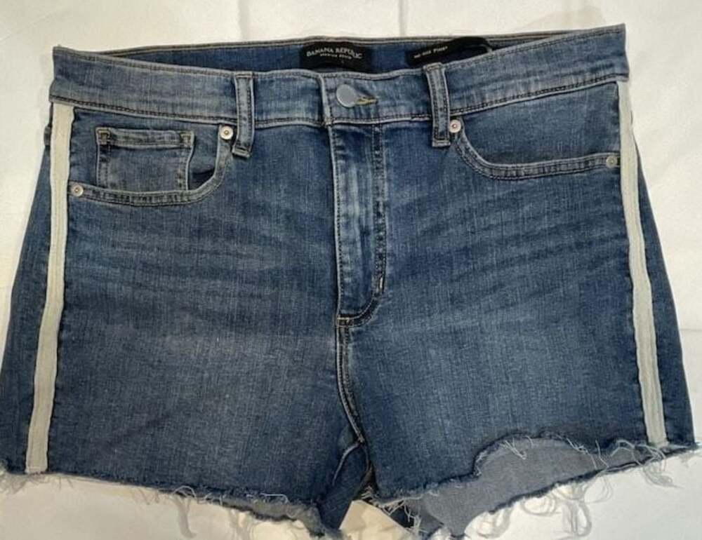 Banana Republic Mid-Rise Raw Hem Denim Shorts with Side Stripe 30